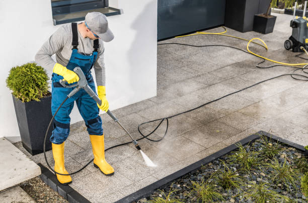 Why Choose Our Certified Pressure Washing Experts for Your Project Needs in Brandon, FL?
